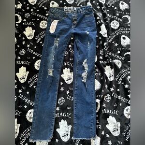 Pastel: ripped jeans kids